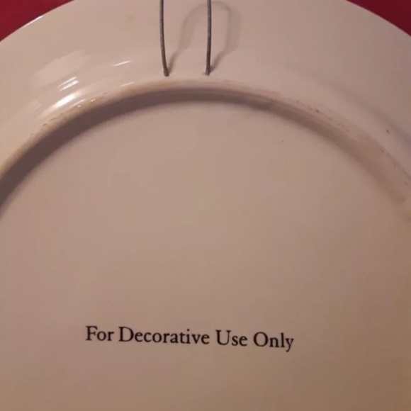 Vintage Christmas Plate - Picture 4 of 5